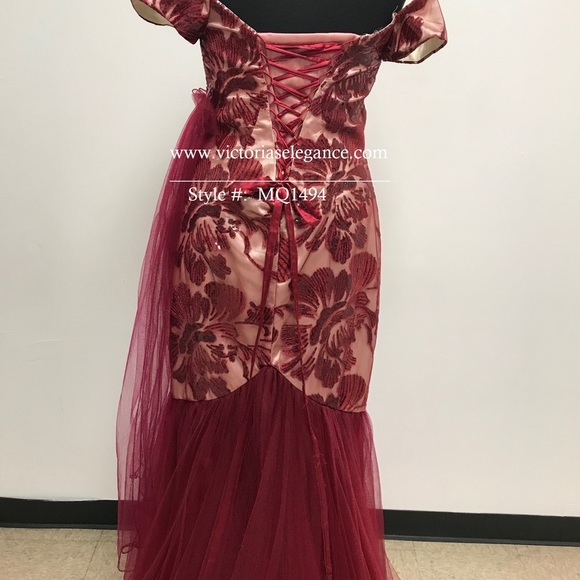 Off Shoulder Mermaid Evening Dress - Picture 2 of 8